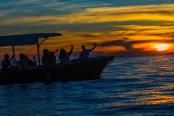 Lake Victoria Sunset Boat Safari & Entebbe Equator Crossing